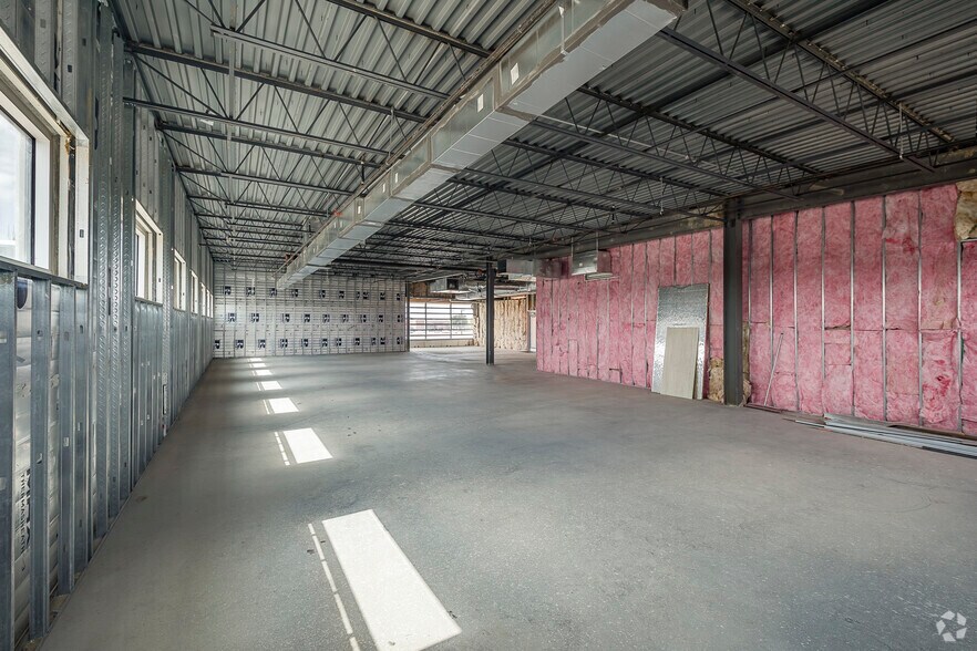 More Photos Of 1120 Raintree Cir, Allen Medical For Lease