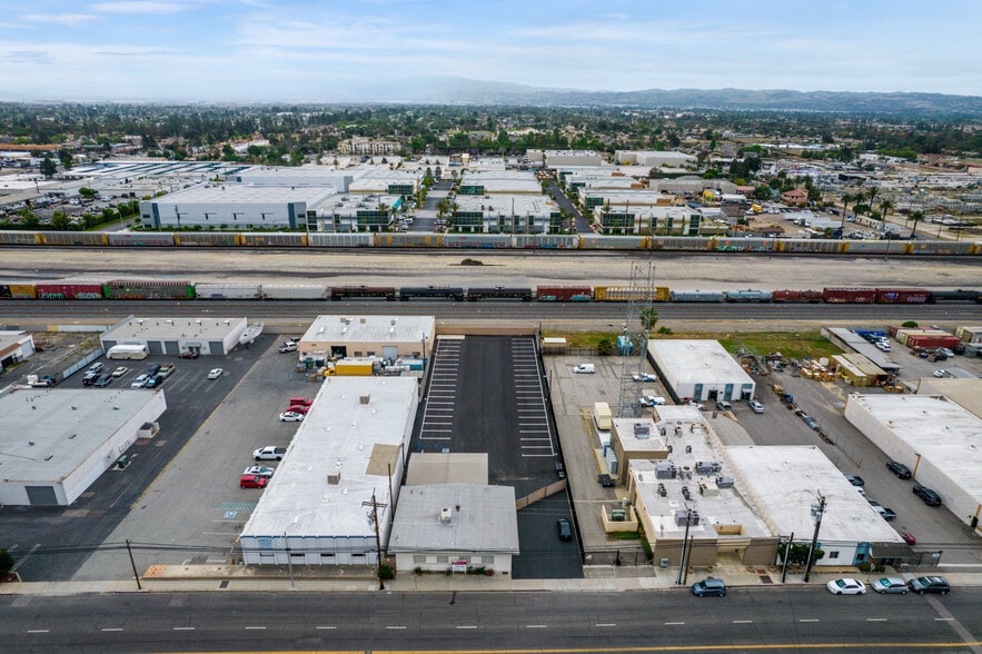 More Photos Of 1247 Brooks St, Ontario Contractor Storage Yard For Lease