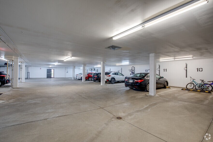 More Photos Of 4101 W 31st St, Saint Louis Park Apartments For Sale