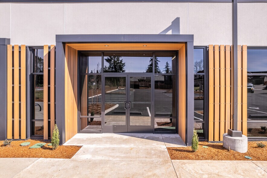 More Photos Of 17457 SW Parkway Ct, Sherwood Medical For Lease