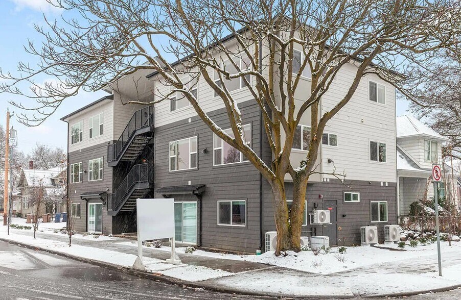 More Photos Of 2001 W Boone Ave, Spokane Apartments For Sale