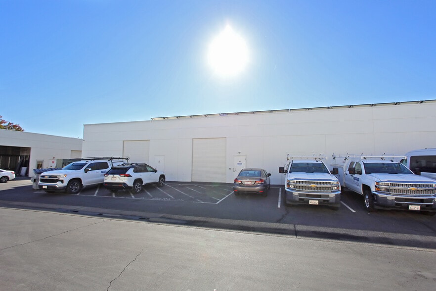 More Photos Of 3875 Atherton Rd, Rocklin Flex For Sale