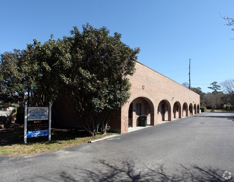 More Photos Of 12 Carriage Ln, Charleston Office For Lease