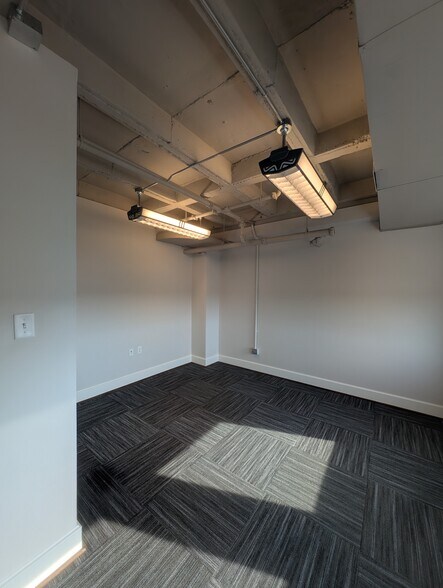 More Photos Of 219 N Main St, Bryan Office For Lease