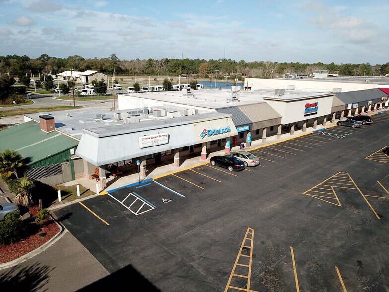 More Photos Of 1458 S 6th St, Macclenny Storefront For Lease