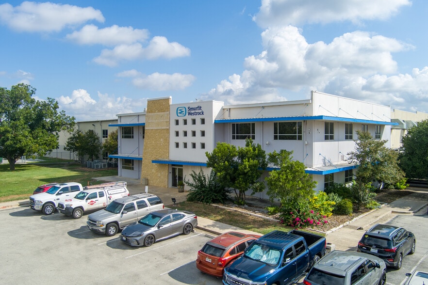 More Photos Of 10600 Fischer Rd, Von Ormy Warehouse For Sale