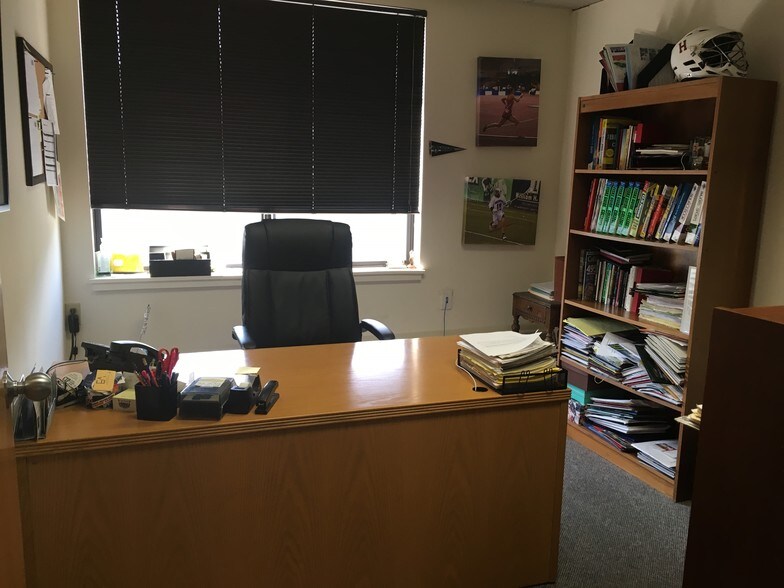 More Photos Of 161 Cherry St, New Canaan Office For Lease