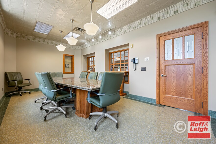 More Photos Of 1800 Triplett Blvd, Akron Restaurant For Sale