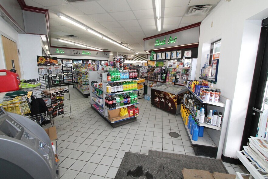 More Photos Of 600 Milwaukee Rd, Clinton Service Station For Sale