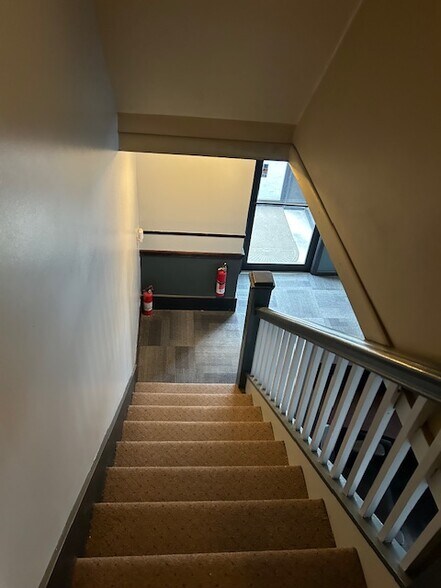 More Photos Of 189 5th Ave, Gloversville Freestanding For Sale