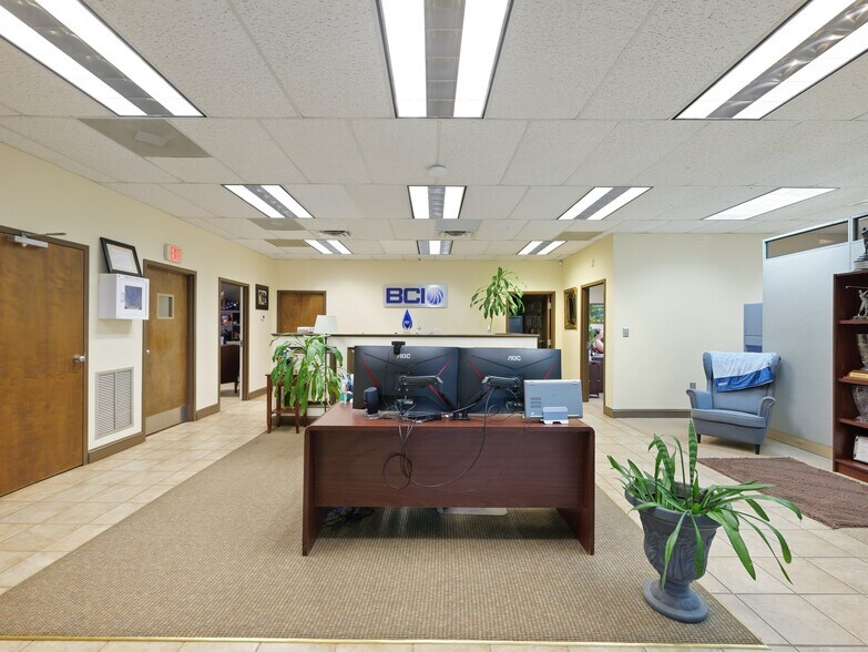 More Photos Of 2567 Athens Hwy, Gainesville Warehouse For Sale