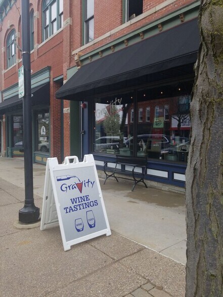 More Photos Of 10220 Lauer Rd, Baroda Winery Vineyard For Sale