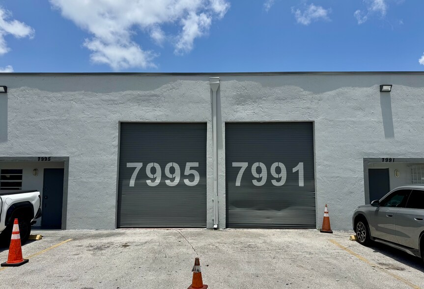 More Photos Of 7975 W 28th Ave, Hialeah Warehouse For Lease