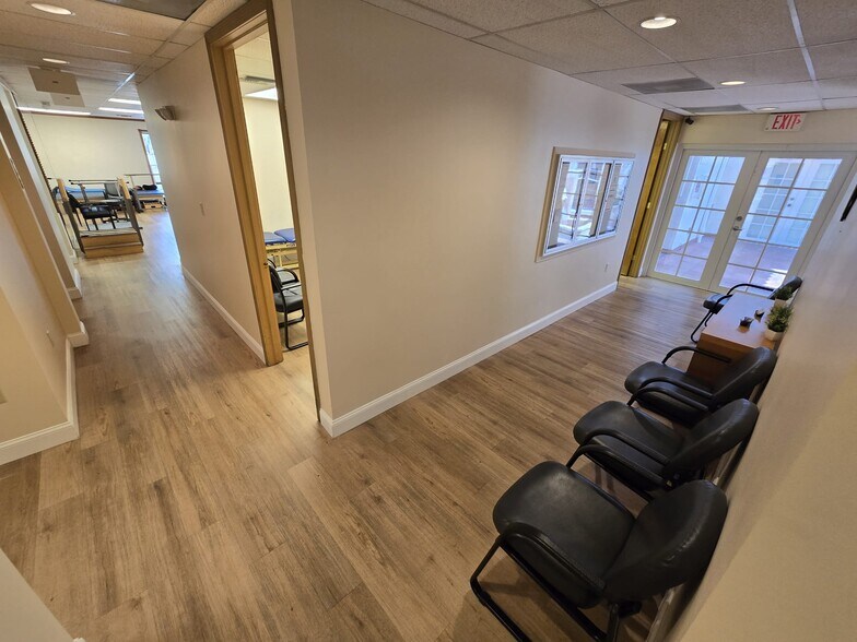 More Photos Of 7777 N University Dr, Tamarac Medical For Sale