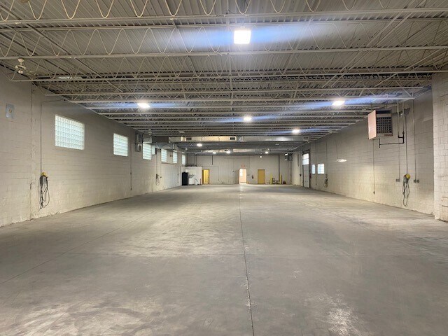 More Photos Of 1760 Frebis Ave, Columbus Warehouse For Lease
