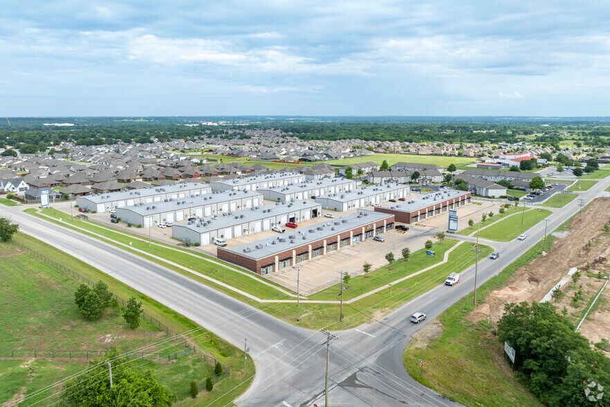 More Photos Of 14060 S Peoria Ave, Glenpool Unknown For Lease