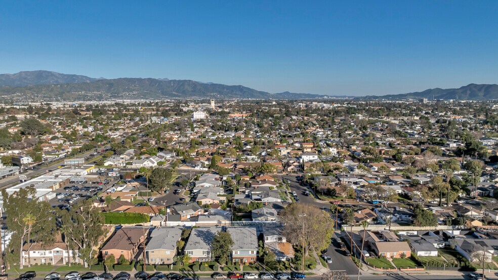 More Photos Of 6308 Coldwater Canyon Ave, North Hollywood Apartments For Sale