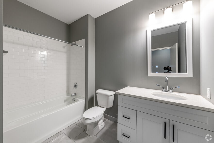 More Photos Of 2901 Euclid Ave, Cleveland Apartments For Sale