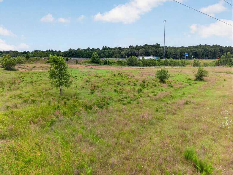 More Photos Of 957 Truck Plaza Ln, Calvert City Land For Sale