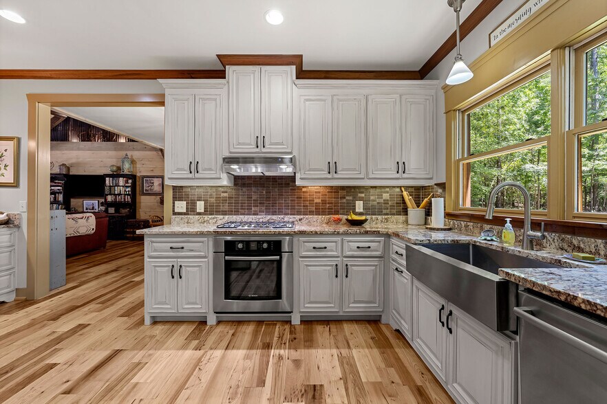 More Photos Of 1638 Old Minor Rd, Culloden Specialty For Sale