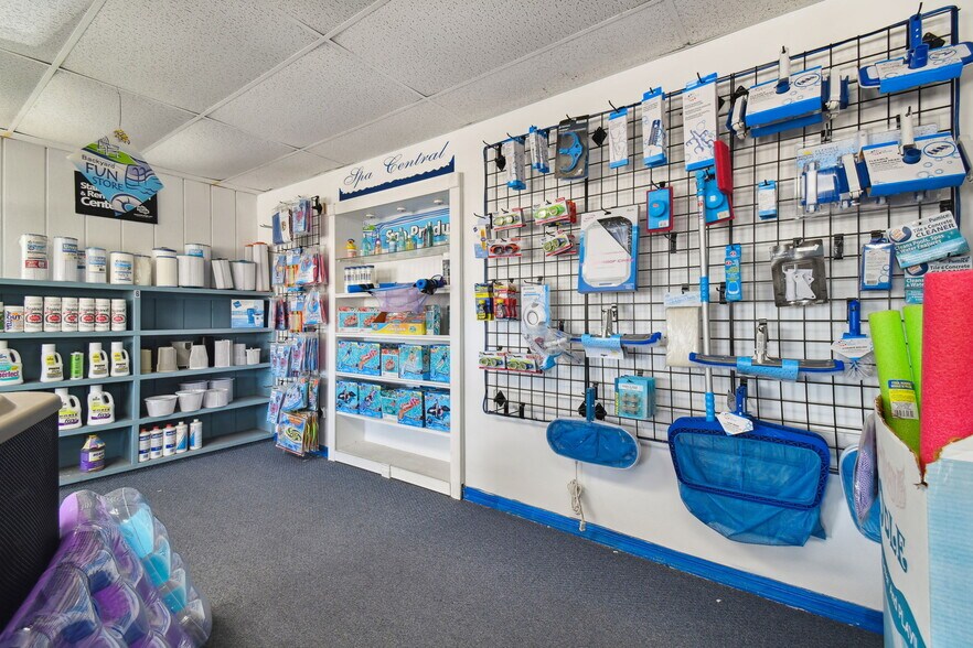 More Photos Of 5146 Marine Pky, New Port Richey Storefront Retail Office For Sale
