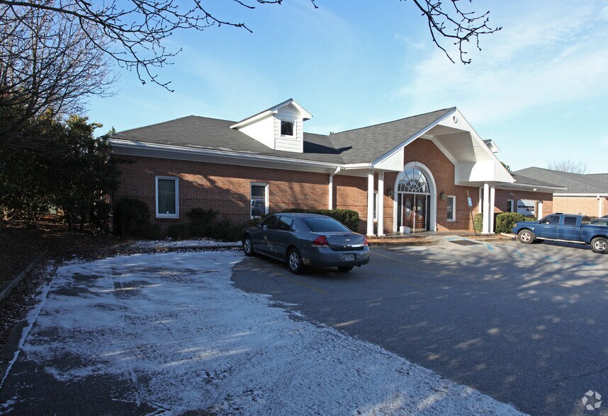 More Photos Of 860 Collins Hill Rd, Lawrenceville Medical For Sale