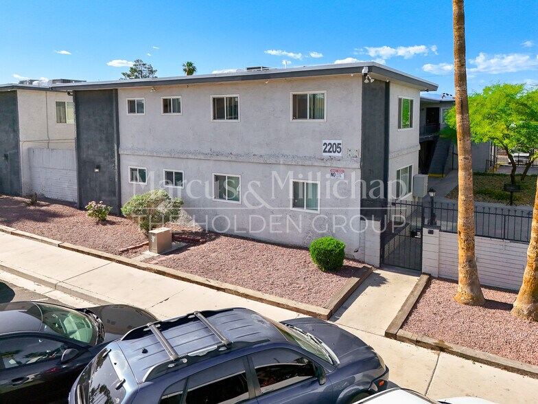 More Photos Of , Las Vegas Multifamily For Sale