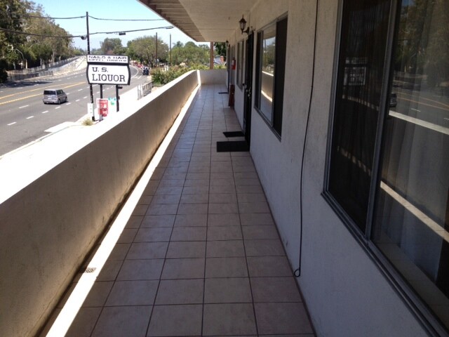 More Photos Of 3116-3128 N Los Coyotes Diagonal, Long Beach Storefront Retail Residential For Sale