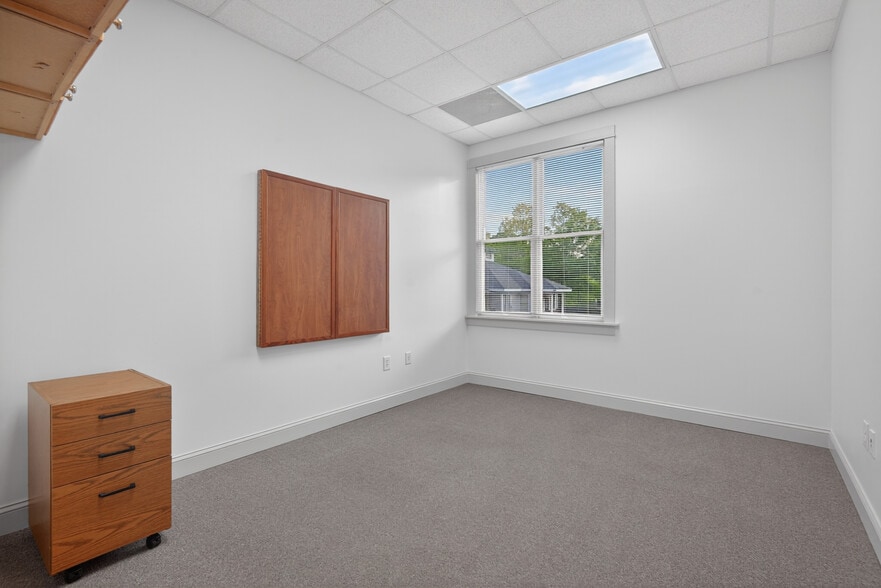 More Photos Of 1502 W NC Highway 54, Durham Office For Sale