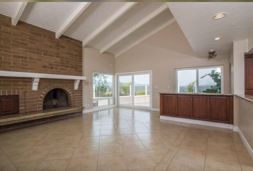 More Photos Of 12212 Old Stone Rd, Poway Assisted Living For Lease