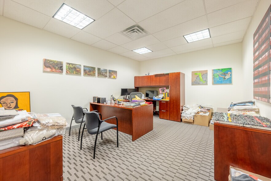 More Photos Of 8950 127th St, Richmond Hill Warehouse For Sale