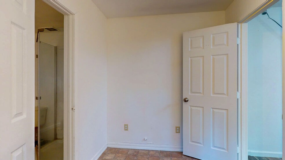 More Photos Of 15386 Little Valley Rd, Grass Valley Freestanding For Sale