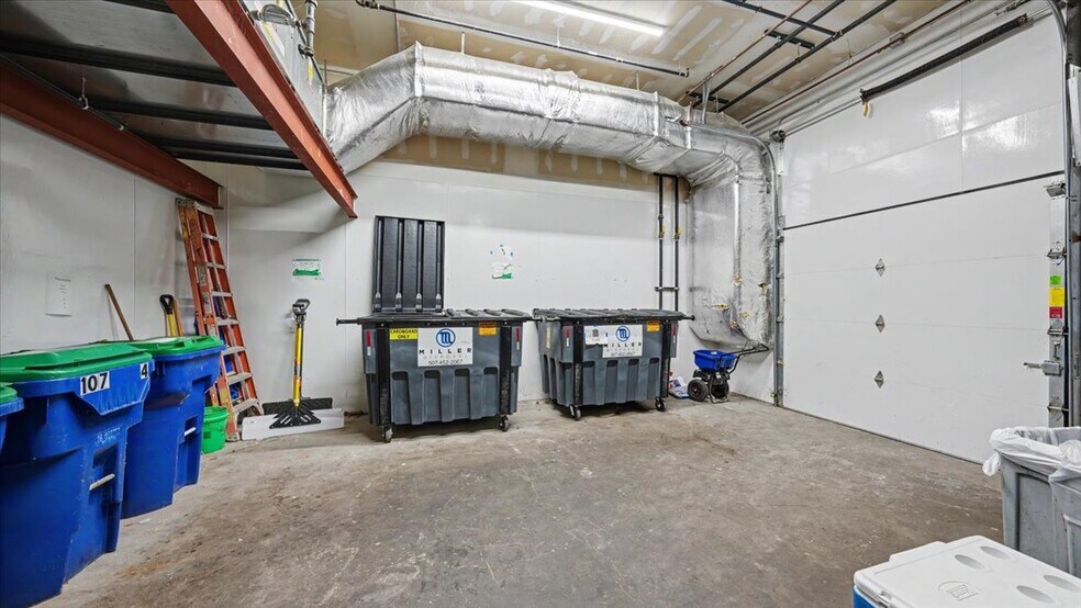 More Photos Of 102 Walnut St, Winona Office Residential For Sale