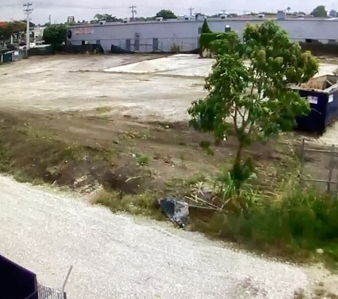 More Photos Of 12584-12598 SW 128th St, Miami Unknown For Lease