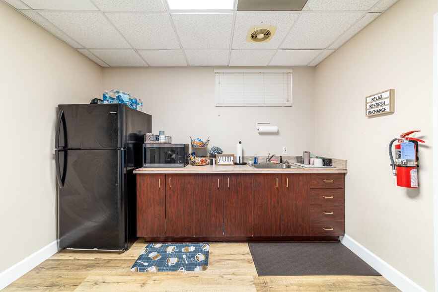 More Photos Of 434 SW 14 St, Ocala Office Residential For Sale