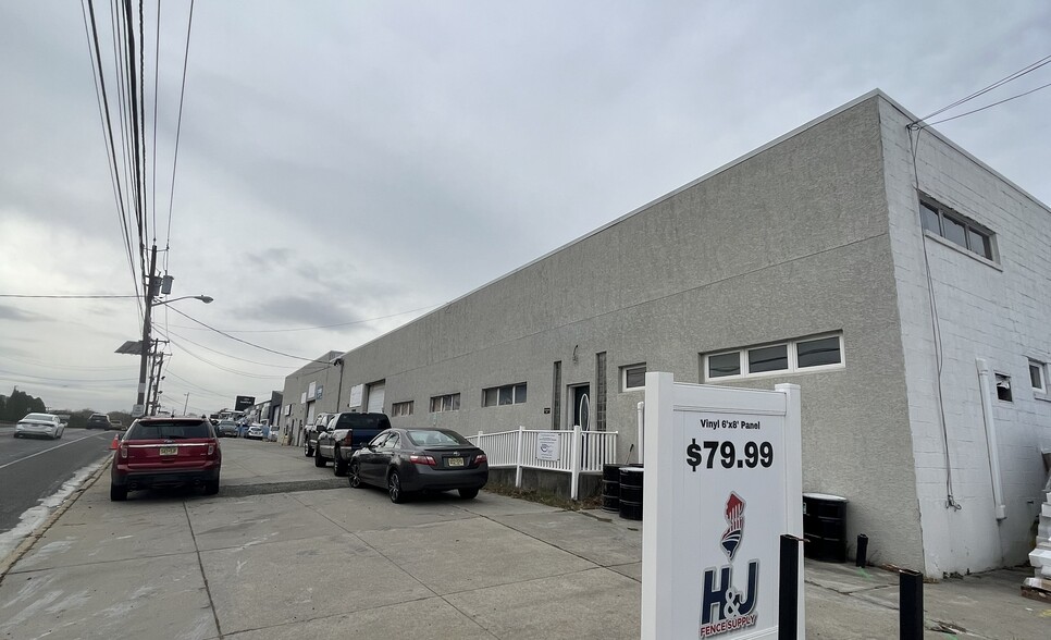 More Photos Of 675 S Evergreen Ave, Woodbury Heights Manufacturing For Sale