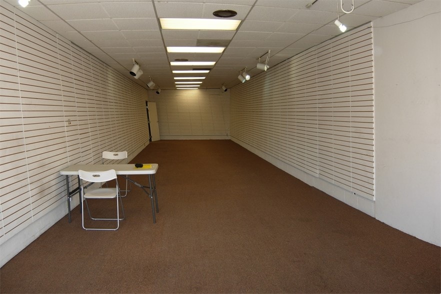 More Photos Of 501 E San Ysidro Blvd, San Ysidro Unknown For Lease