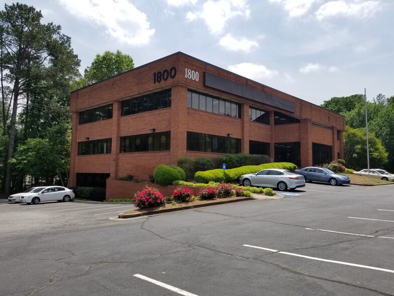 Primary Photo Of 1800 Roswell Rd, Marietta Medical For Lease