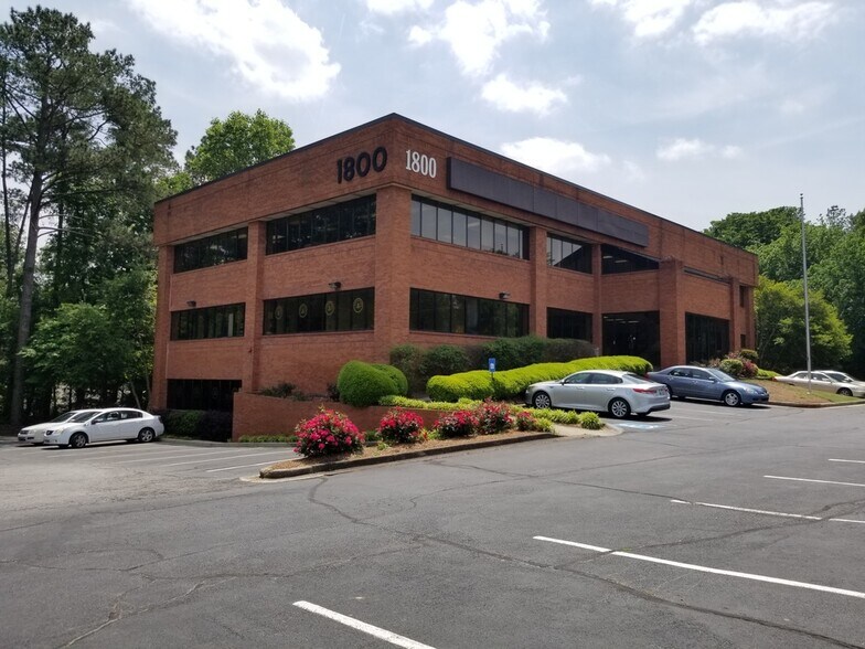 More Photos Of 1800 Roswell Rd, Marietta Serviced Offices For Lease