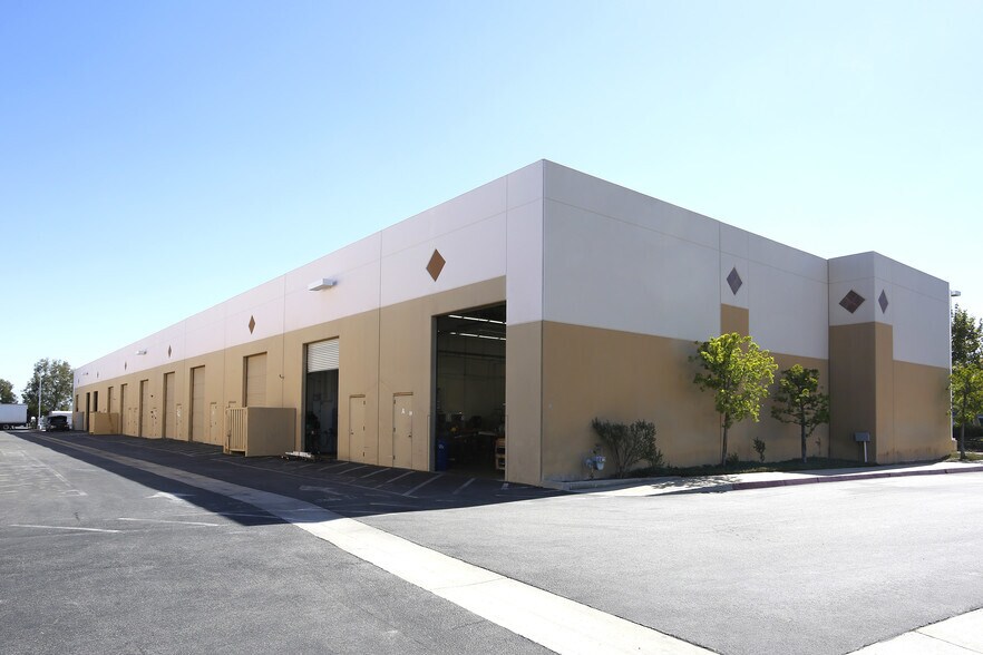 More Photos Of 42309 Winchester Rd, Temecula Warehouse For Lease