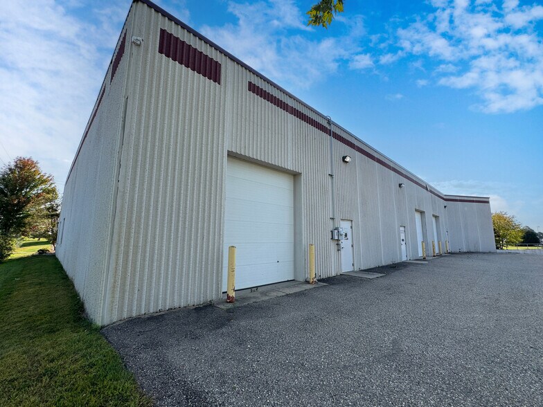 More Photos Of 21170 Eaton Ave, Farmington Light Manufacturing For Sale