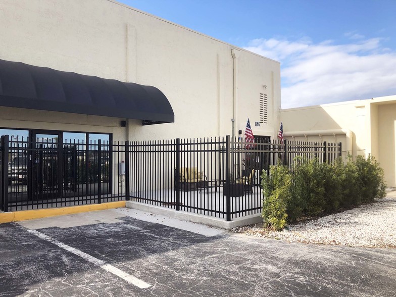 More Photos Of 800-840 Mercy Dr, Orlando Medical For Lease