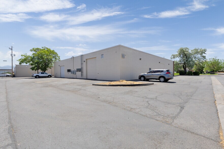 More Photos Of 2126 Printers Row, West Valley City Warehouse For Lease