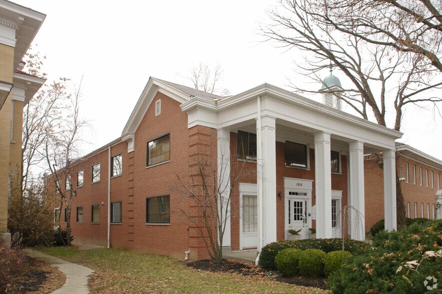 More Photos Of 1015 E Broad St, Columbus Office Residential For Lease