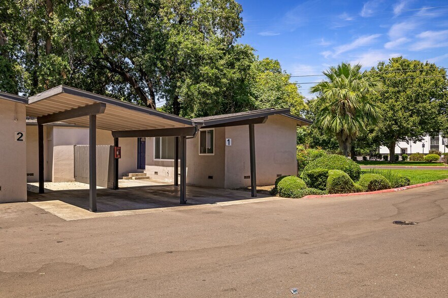 More Photos Of 1445 W 3rd St, Chico Apartments For Sale