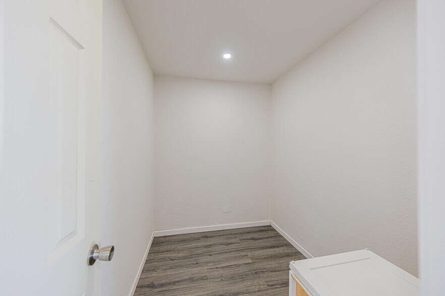 More Photos Of 241 Bass St, Odessa Land For Sale
