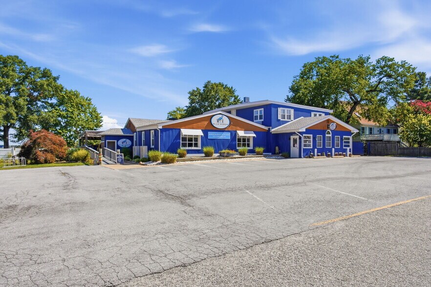 More Photos Of 20658 Wilkins Ave, Rock Hall Restaurant For Sale