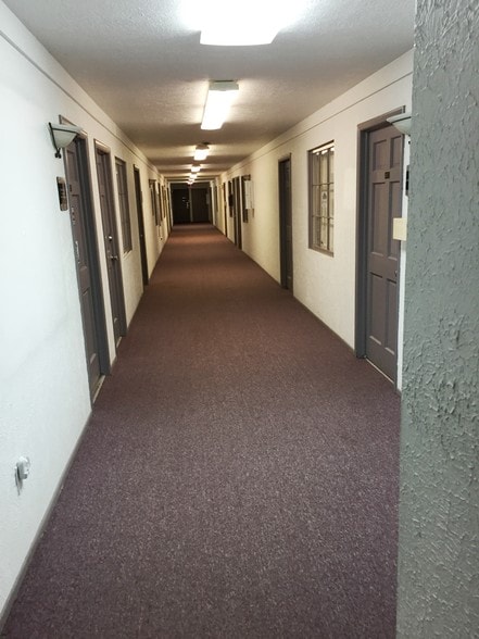 More Photos Of 17200 W 10 Mile Rd, Southfield Office For Lease