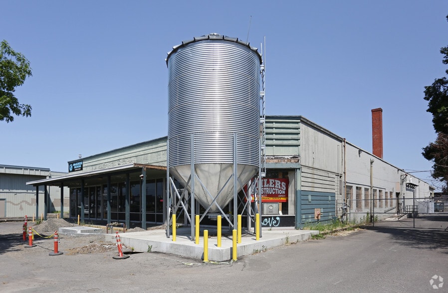 Primary Photo Of 1875 W 6th Ave, Eugene Food Processing For Sale