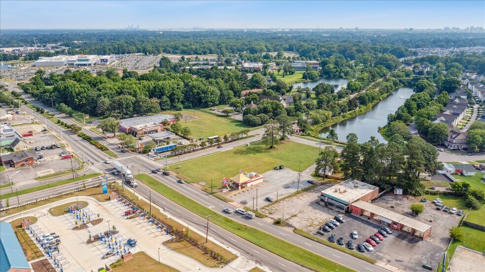 More Photos Of 3332 Victory Blvd, Portsmouth Fast Food For Sale